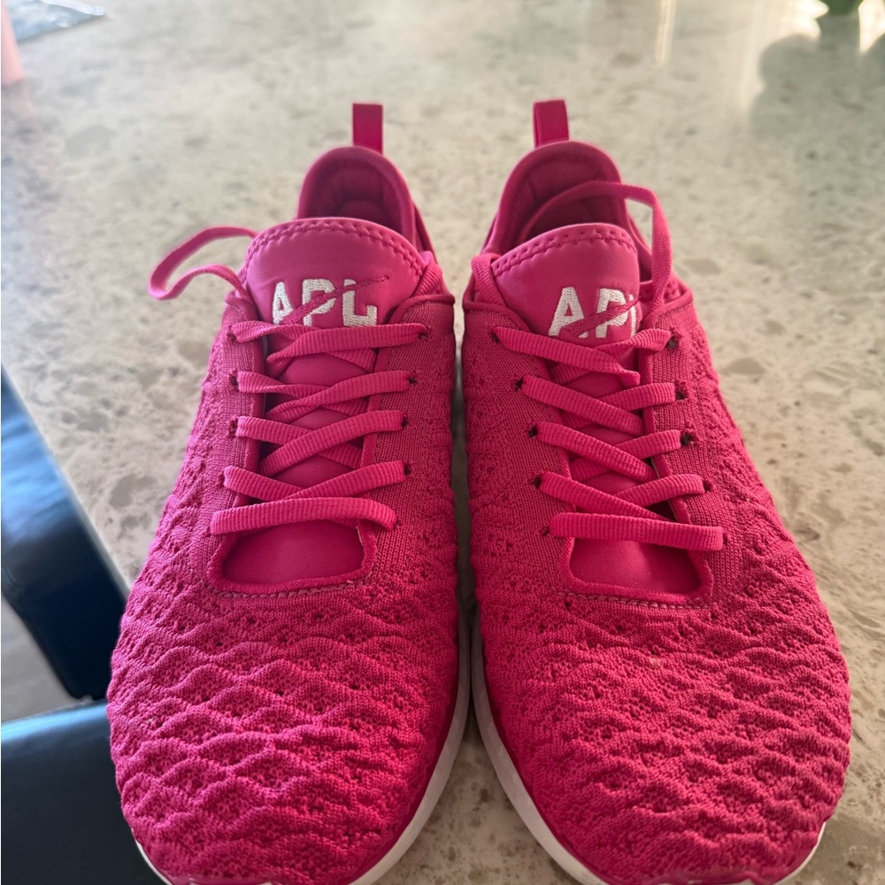 APL Women's Fuchsia Athletic Shoes